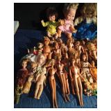 Lot of Vintage Barbies, Kens and a Dusty - See details