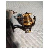 DU 3000 Fishing reel and a Pflueger fishing reel new spool