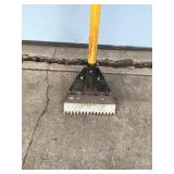Structron Shingle Remover Shovel for Roofing
