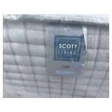 Scott Living "Restonic Series" Limited Edition Hybrid Firm Queen Mattress - MSRP $1599.99 - No Reserve!