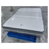 Beautyrest Recharge World Class 11" Plush Queen Mattress