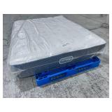 Beautyrest Silver "Vanderbilt Collection" Luxury Firm Queen Mattress