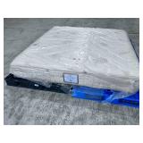 Stearns & Foster "The Plaza Manhattan" Rest Series Luxury Firm King Mattress