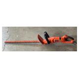 Black & Decker 24 Inch Hedge Trimmer Model: HH2455