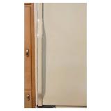 Kitchenaide Model KBRS22K Refrigerator