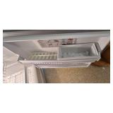 Kitchenaide Model KBRS22K Refrigerator