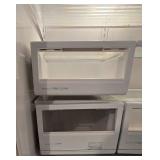 Kitchenaide Model KBRS22K Refrigerator
