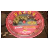 Pyrex 7x11, 9 x 13 and 9 in. Pie Plates (3)