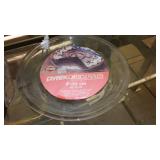 Pyrex 9 x 13, 9 in. Pie plate and 2 C Measuring Cup.