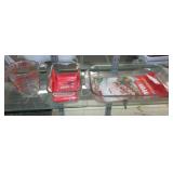 Pyrex 9 x 13, loaf Pan and 2 C Measuring Cup.