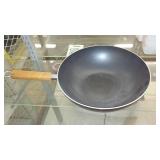 Wearever 12 Diam. Fry Pan