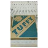 Hometek Sink faucet and Toilet Seats (2).