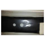 Assorted Lawnmower replacement Blades. (5) 19 -21 in.