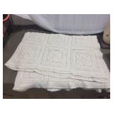 Decorative Ceramic Lamp with Floral Cushions and Crocheted Blanket Set