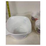 Vintage Corning Ware 1 Qt Pot and Floral Tea Cups Set