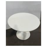 Round Tulip Style Dining Table - White