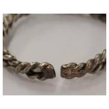 Elegant Sterling Silver Twist Band Ring