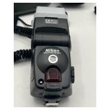 Like New Nikon Autofocus Speedlight SB-80DX w/ Accessories & Carrying Case