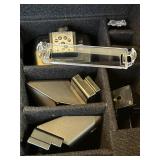 Very Nice Nikon R1 Wireless Close-Up Speedlight System with Nikon SS-MS1 Case