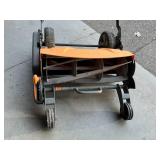 FISKARS Push Reel Lawn Mower, 18" Cut Width ($279+ Retail)