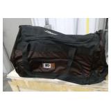 Large 34x19x15 hockey bag - NEW