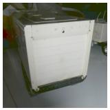 NYLINT - NAPA semi truck and trailer with roll up door