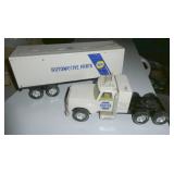 NYLINT - NAPA semi truck and trailer with roll up door