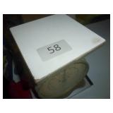 Vintage/Antique Pelouse 30 lb weigh scale with ceramic top - works