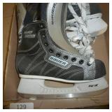 Kids Bauer hockey skates