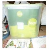 Approx 100 greeting cards and new food container for cereal or pasta