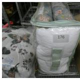 King size flowered print comforter