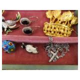 Lot of Vintage Costume Jewelry