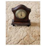 Vintage Winchester Table Clock