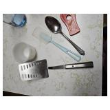 Box of Misc. Kitchen Items