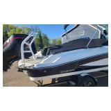 2023 Glastron GX 210