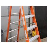 Louisville Ladders® 300-lbs 8