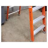 Louisville Ladders® 300-lbs 8