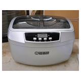 Central Machinery® 2.5-Liter Ultrasonic Cleaner (New !) with Box and Power Cord
