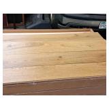 Lot of (39 Boxes) 955-sq.ft. Thomasville Flooring 910 (Oak)
