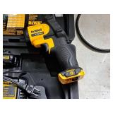 DeWalt® IR Thermometer DCT414 (like new) with Case, (2) Batteries and a Charger