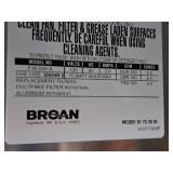 Broan® F4000 Series 4-Way Stainless Convertible Range Hood (New !)