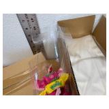 2 Cases, 4.125"x9.5", 1.6 mil, Clear, Plastic Bags, Peal and Reseal, 1,000 Bags per Case Total 2,000 Bags in This Lot, Item #13200