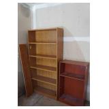*2* Book Shelves