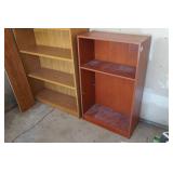 *2* Book Shelves