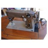Singer Sewing Machine Table with Seat