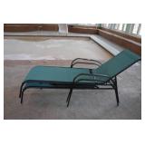 *2* Patio Lounge Chairs