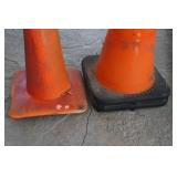 *3* Traffic Cones