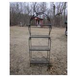 INDOOR/OUTDOOR ROD IRON ITEM LOT