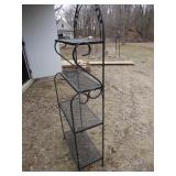 INDOOR/OUTDOOR ROD IRON ITEM LOT