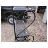 INDOOR/OUTDOOR ROD IRON ITEM LOT